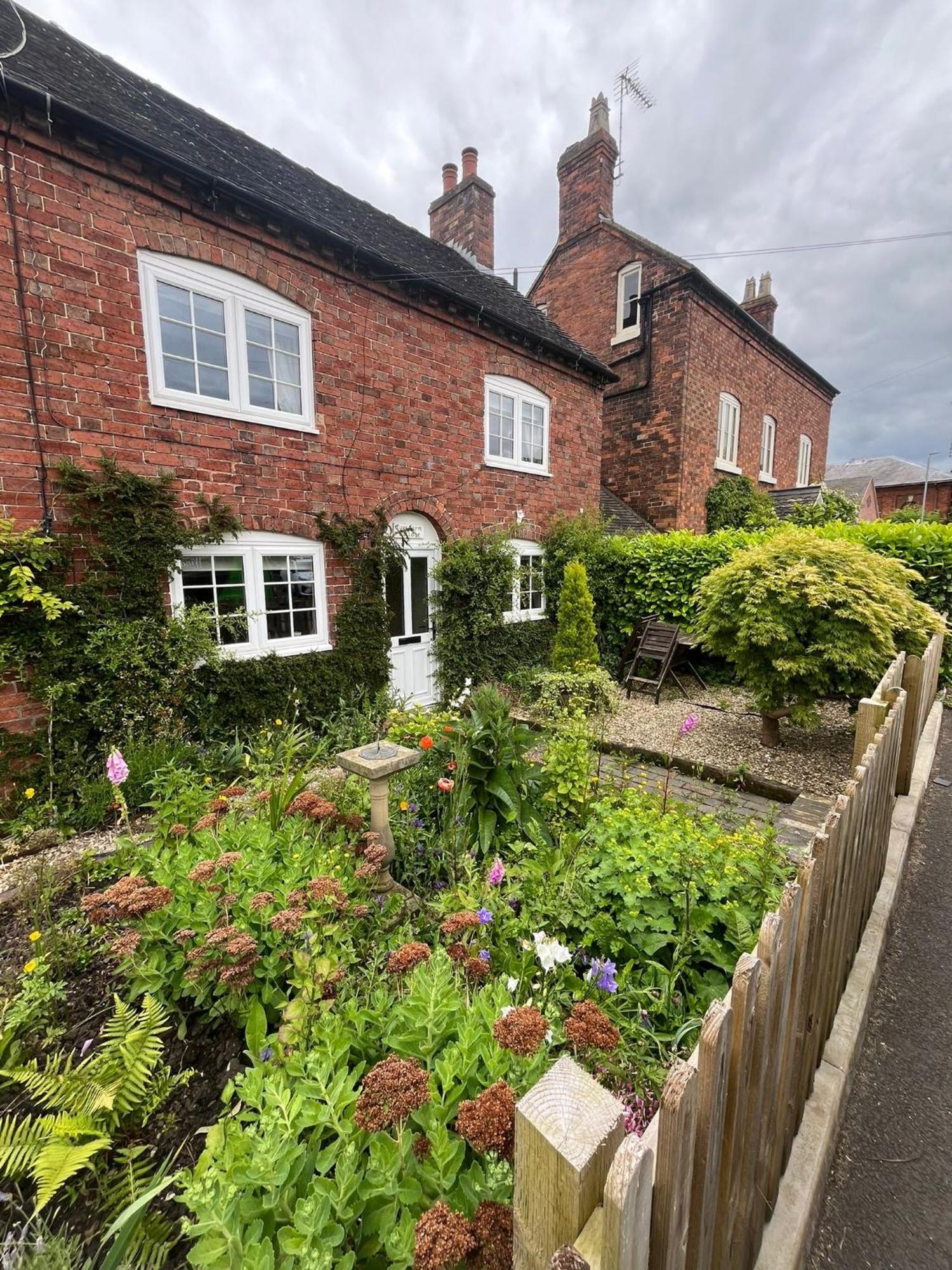 Eyes Farm Cottage Rocester Exterior photo